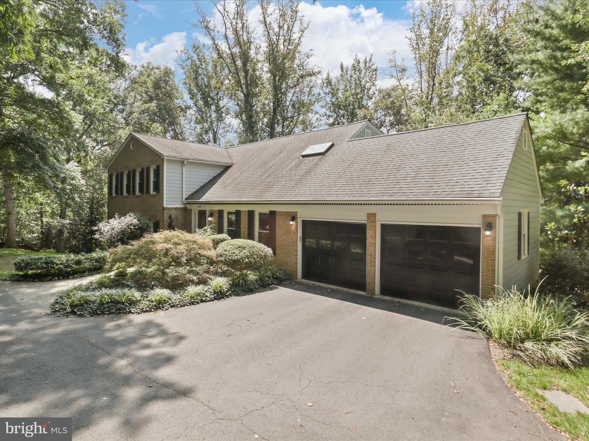 10107 MINBURN STREET