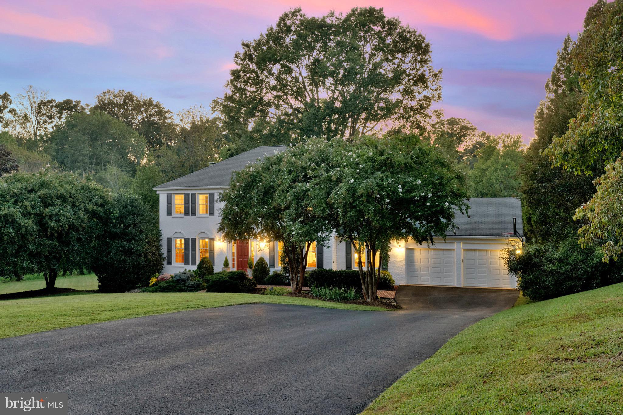 806 HICKORY VALE LANE