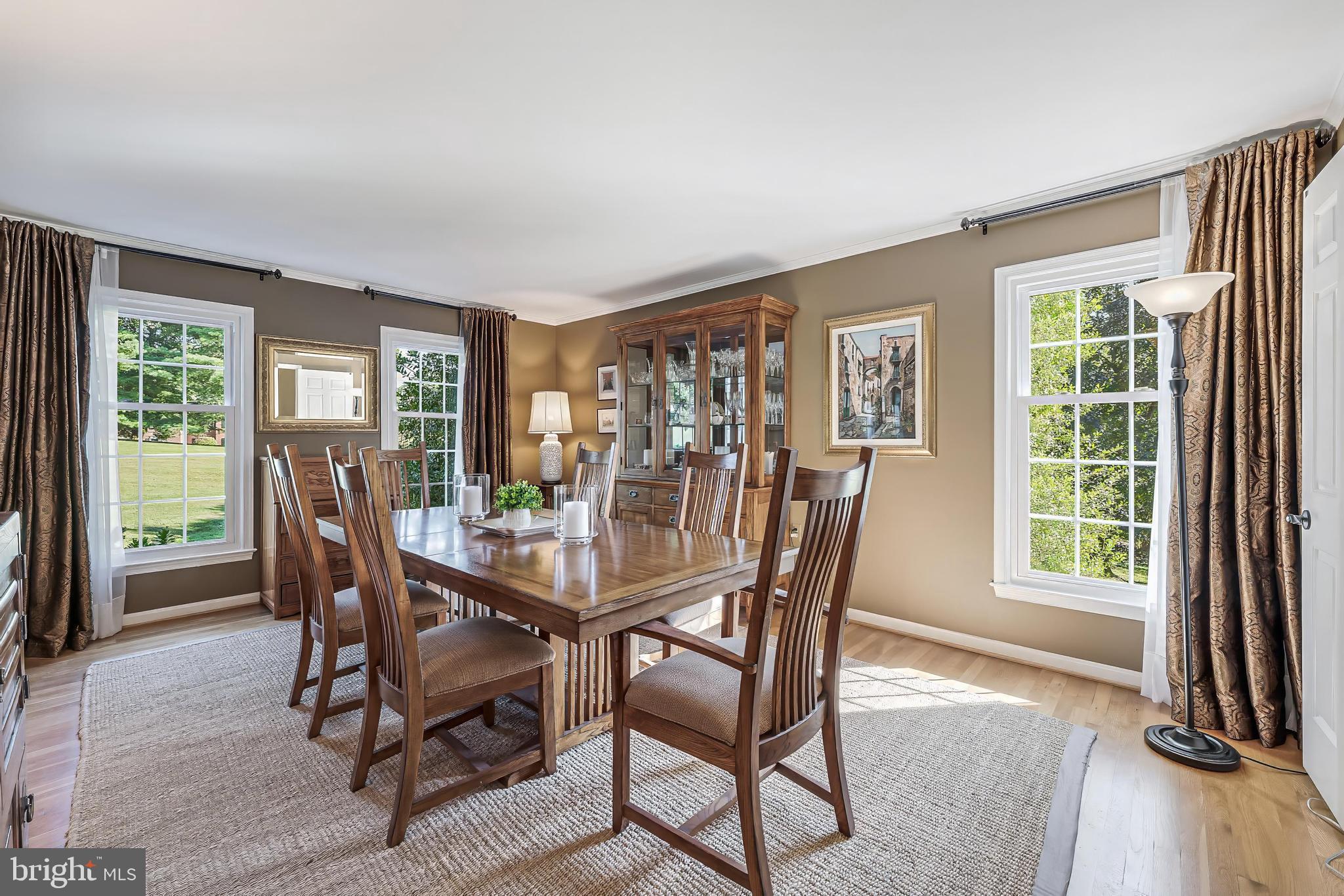 806 HICKORY VALE LANE