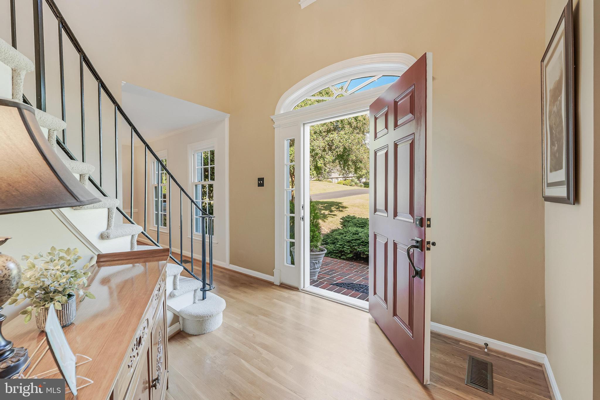 806 HICKORY VALE LANE