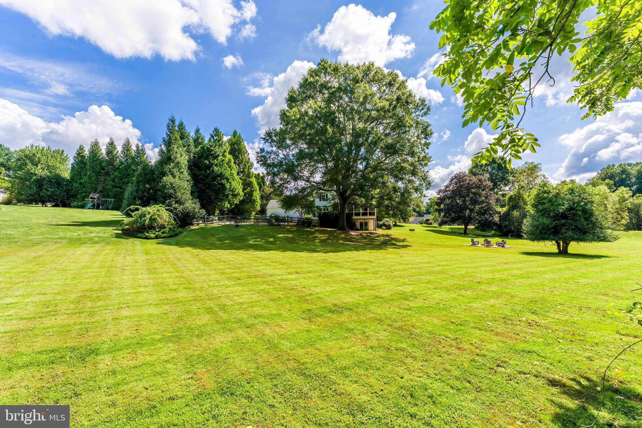 806 HICKORY VALE LANE