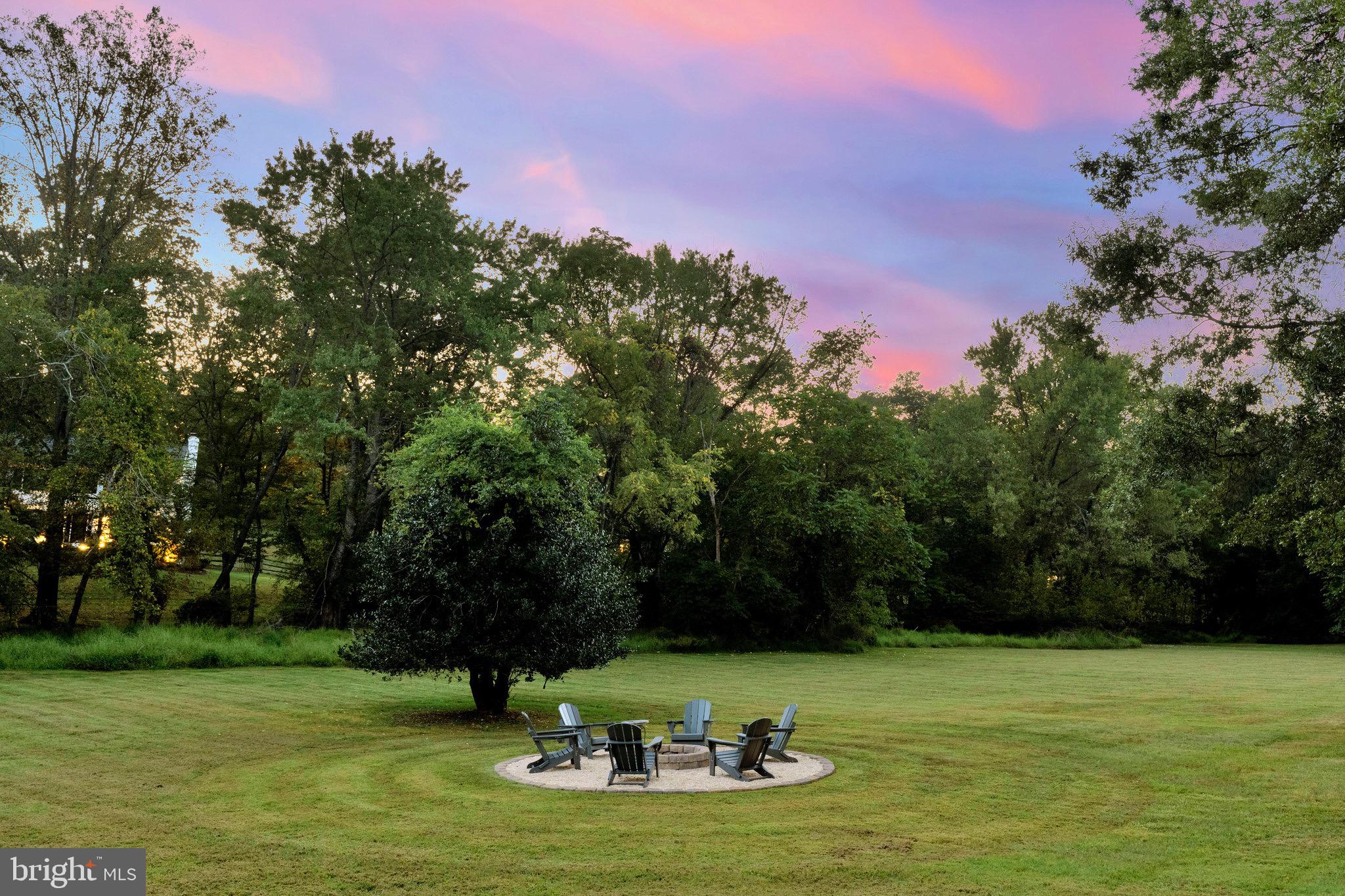 806 HICKORY VALE LANE