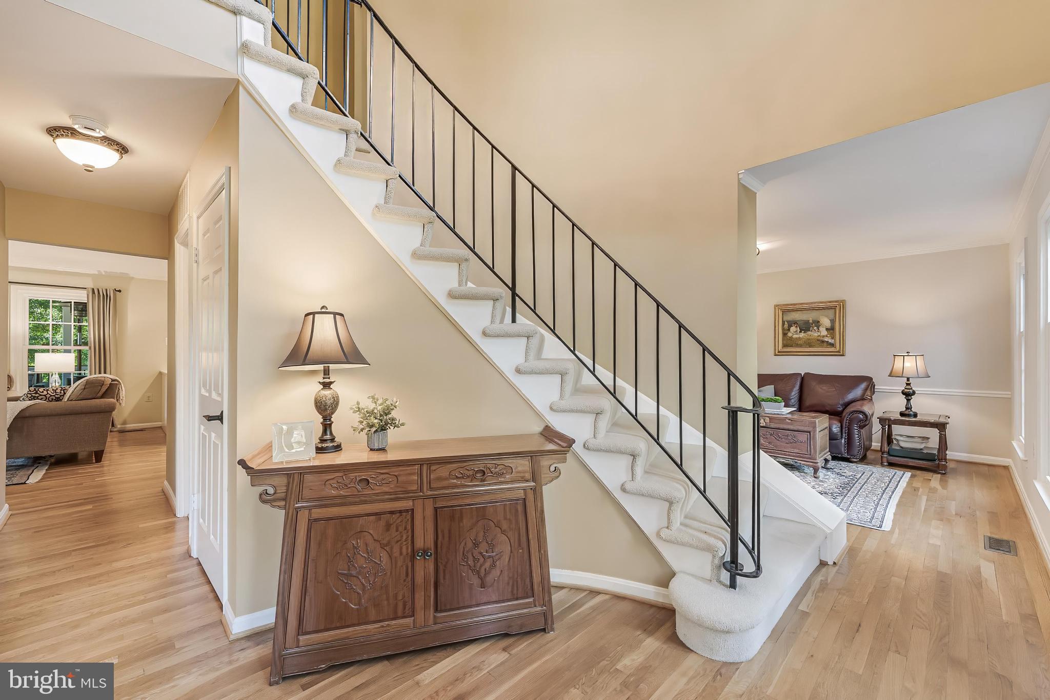 806 HICKORY VALE LANE