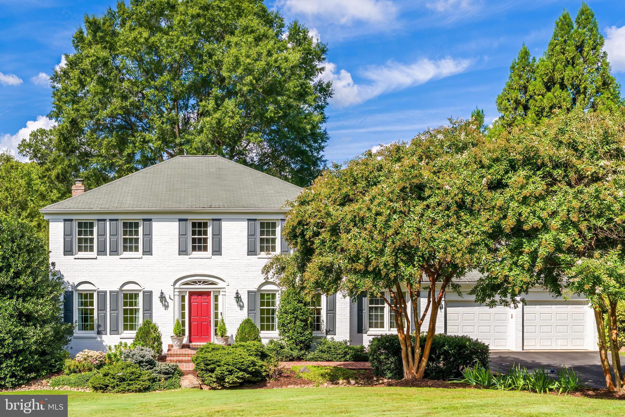 806 HICKORY VALE LANE