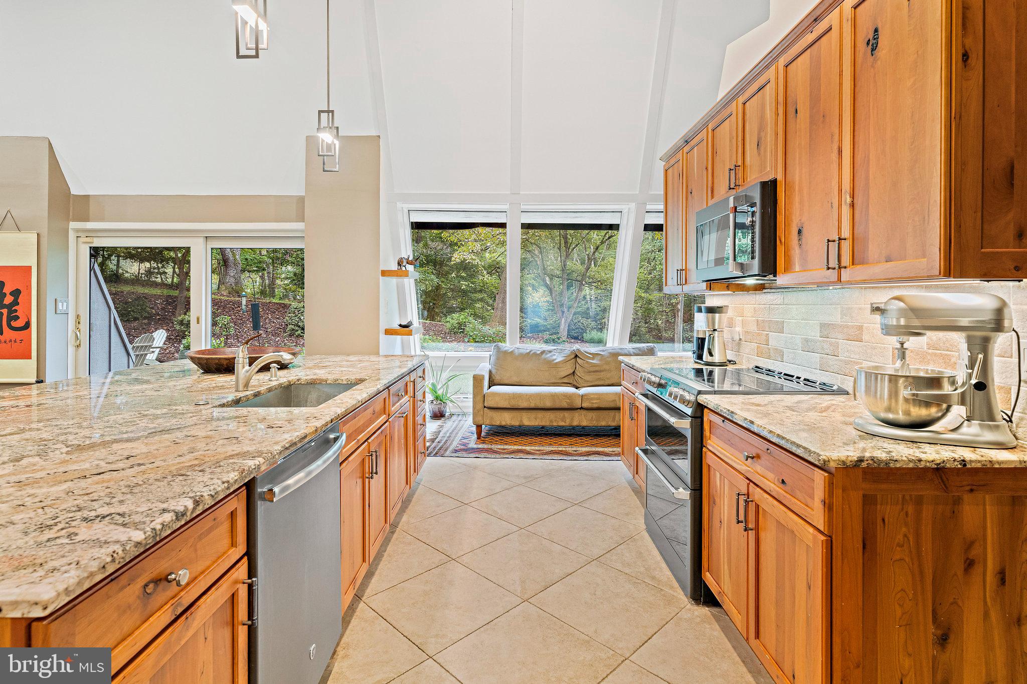 9706 BEACH MILL ROAD