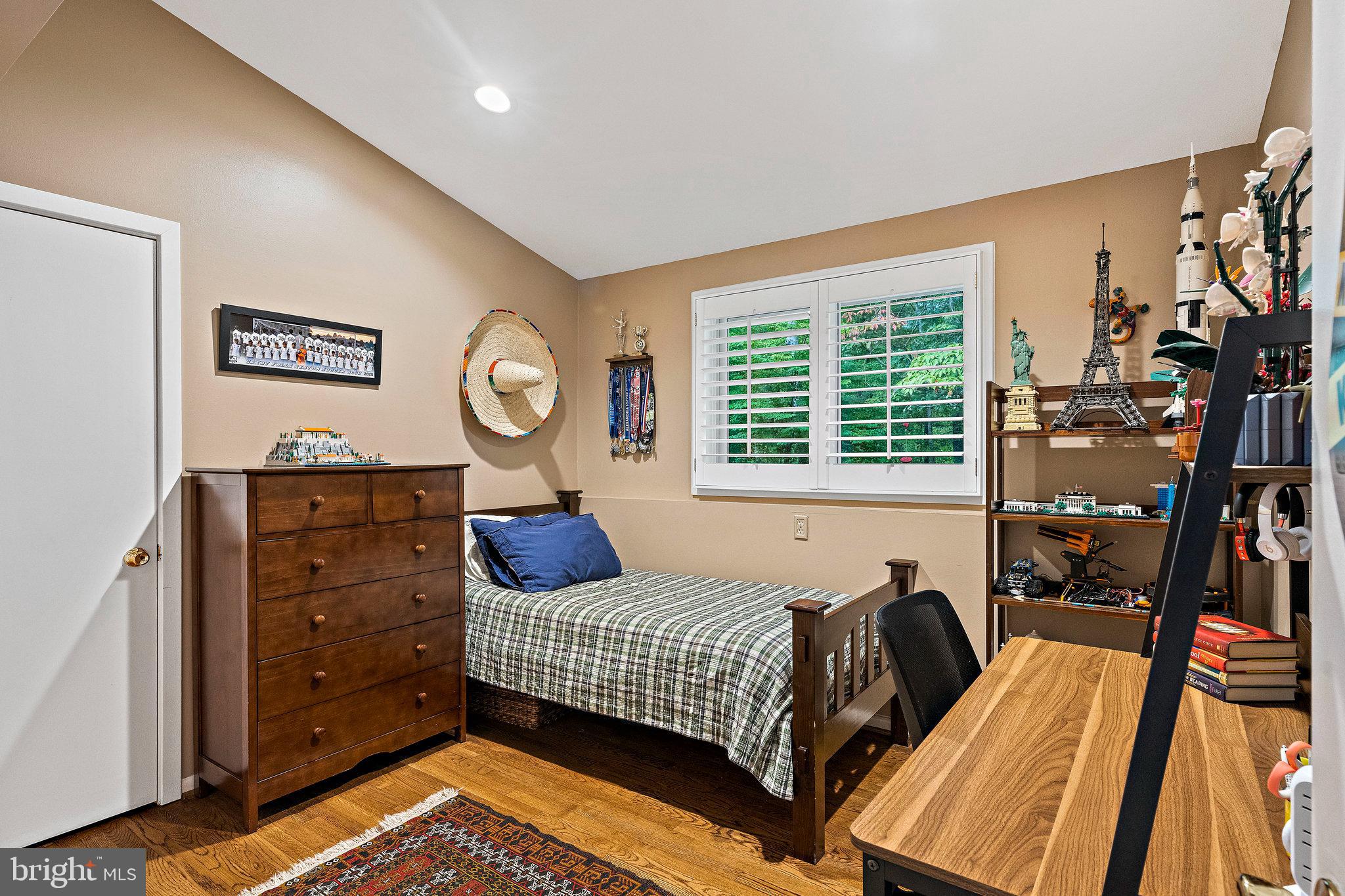 9706 BEACH MILL ROAD