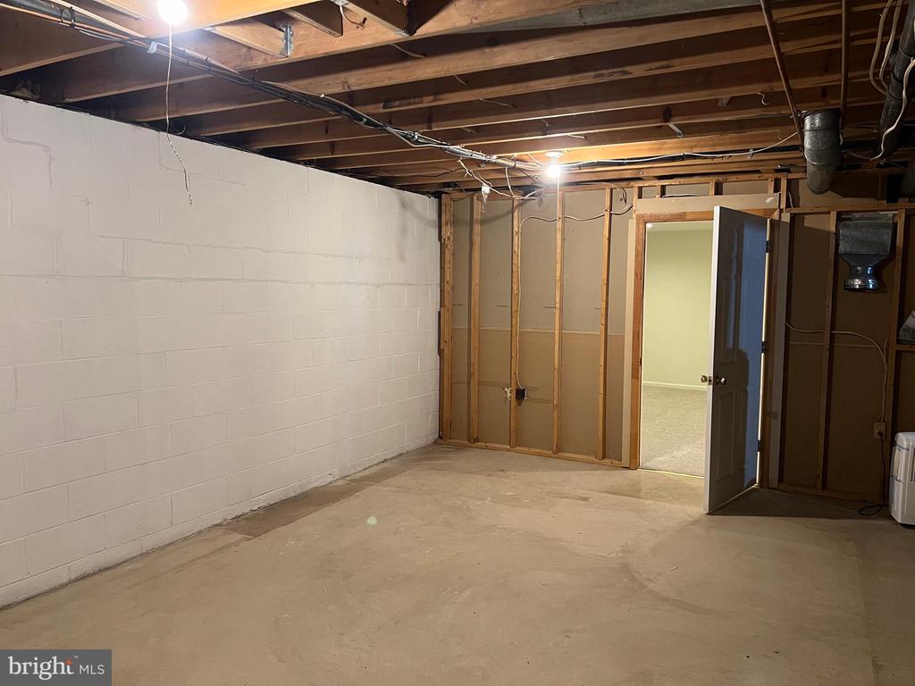 10101 ALSACE COURT