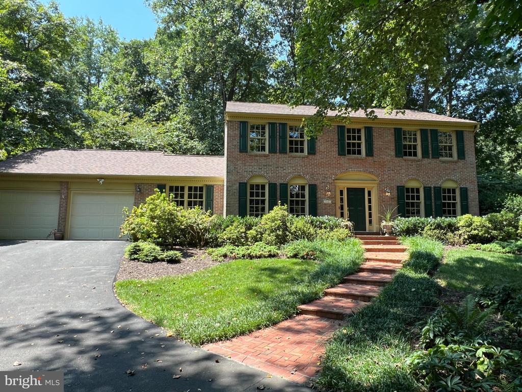 10101 ALSACE COURT