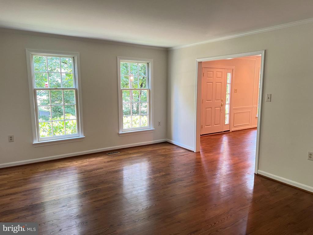 10101 ALSACE COURT