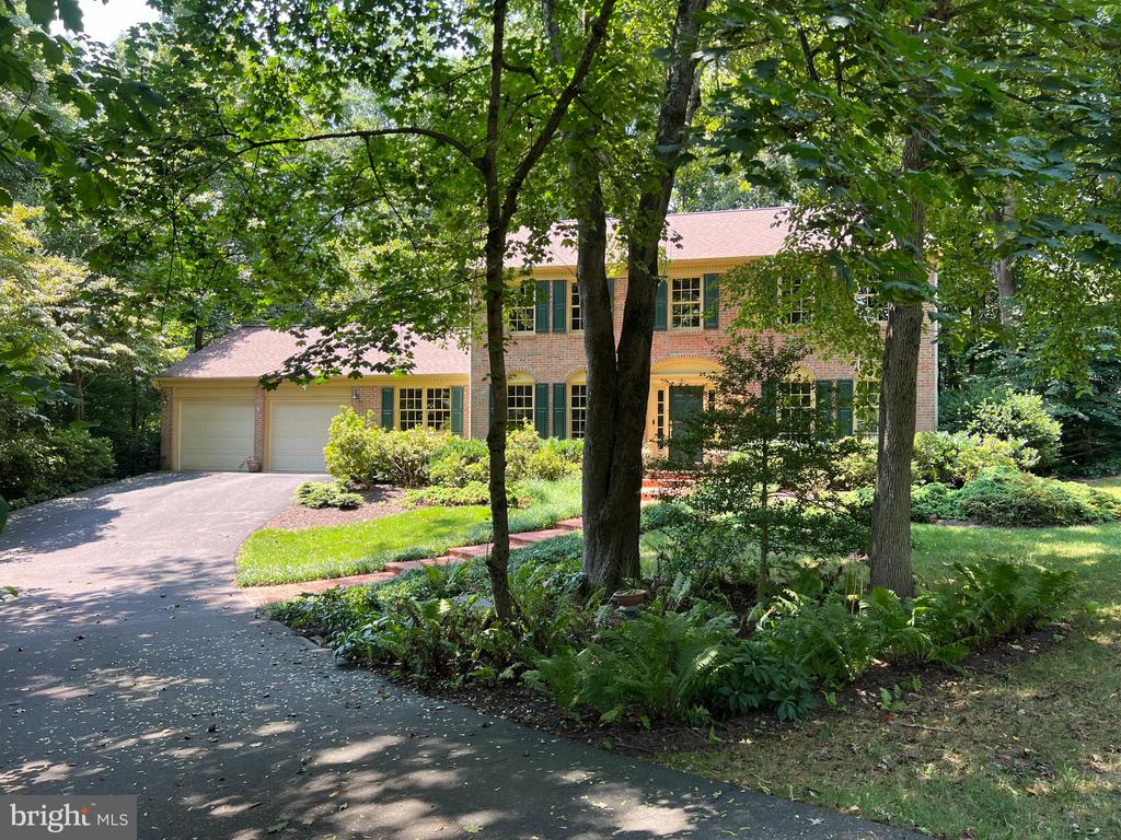 10101 ALSACE COURT