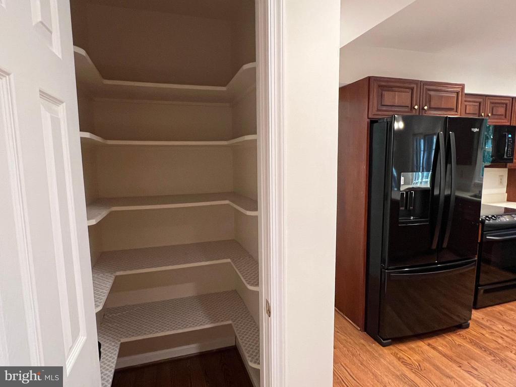 10101 ALSACE COURT