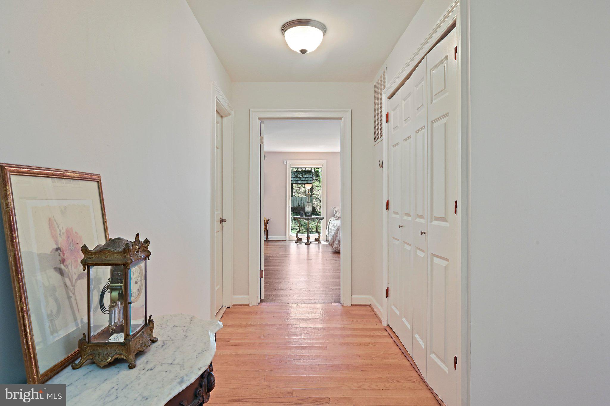 951 CAPTAIN HICKORY DRIVE