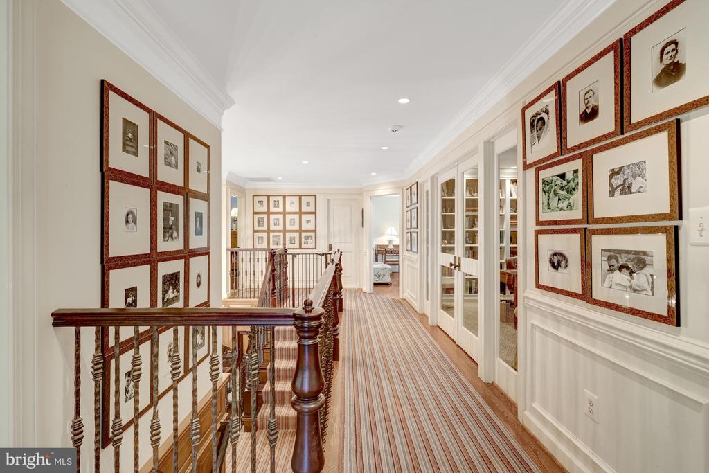 801 OLDE GEORGETOWN COURT