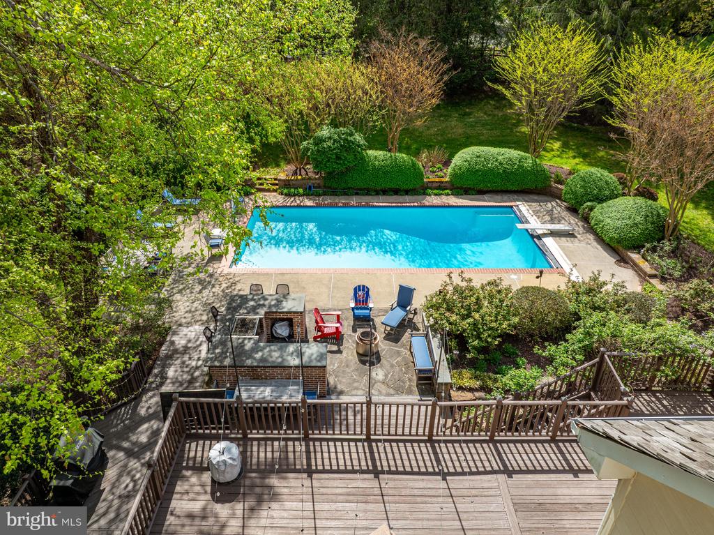 801 OLDE GEORGETOWN COURT