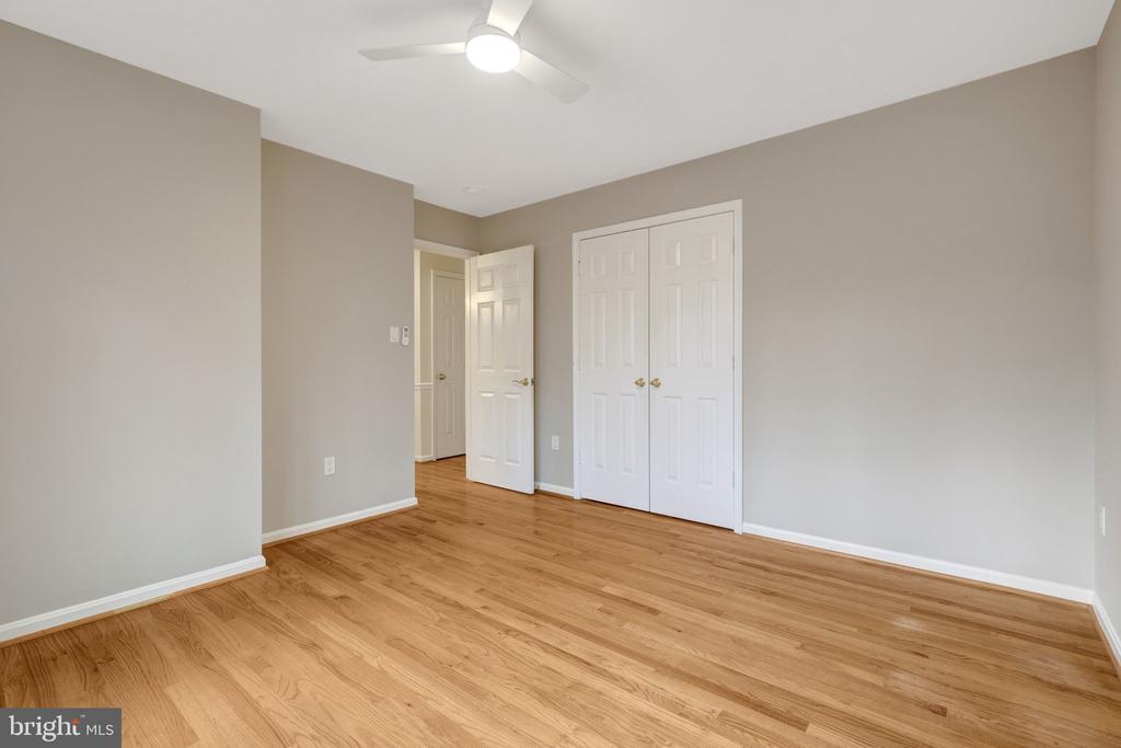 987 OLD HOLLY DRIVE