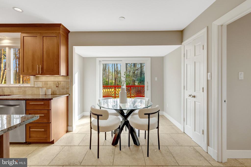 987 OLD HOLLY DRIVE