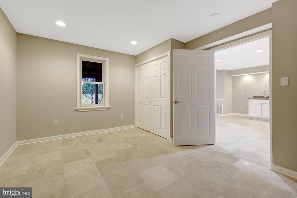 987 OLD HOLLY DRIVE