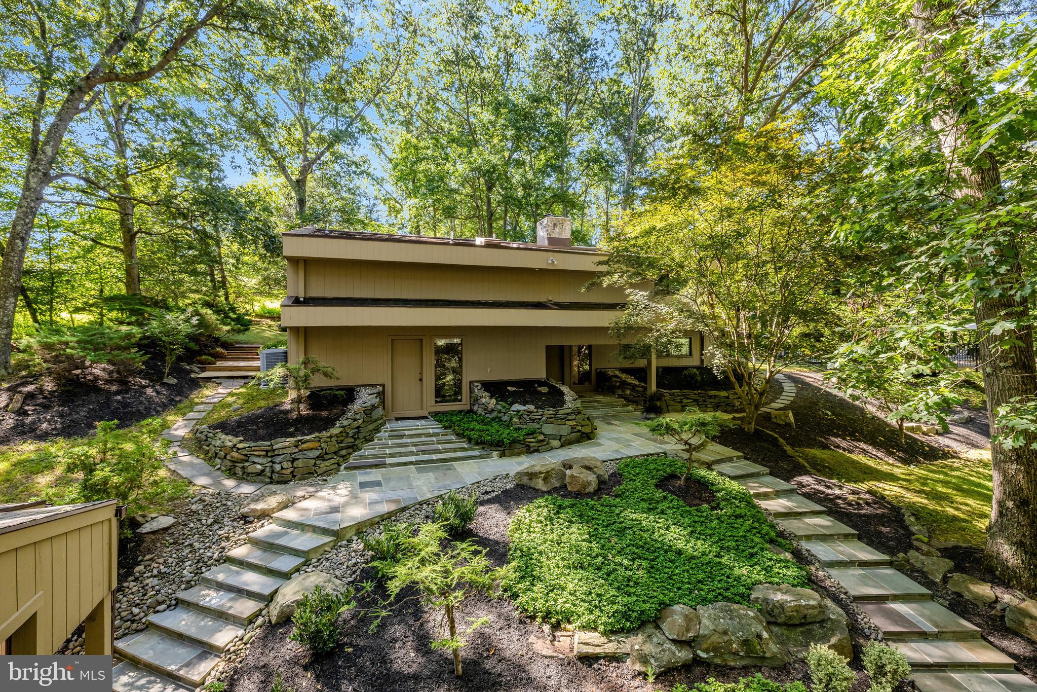 9704 BEACH MILL ROAD