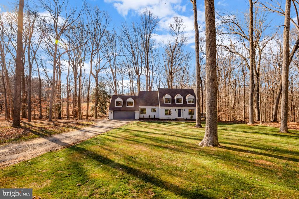 9982 BLACKBERRY LANE