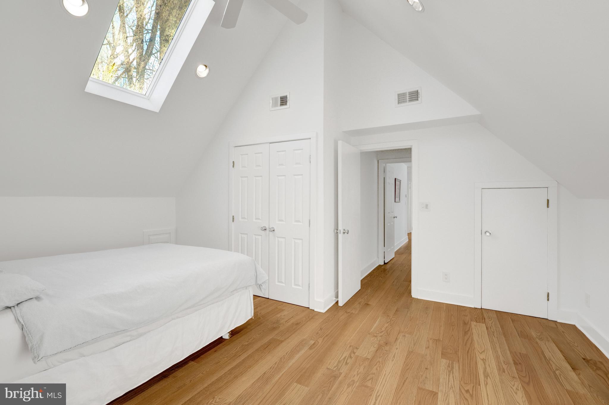 9982 BLACKBERRY LANE