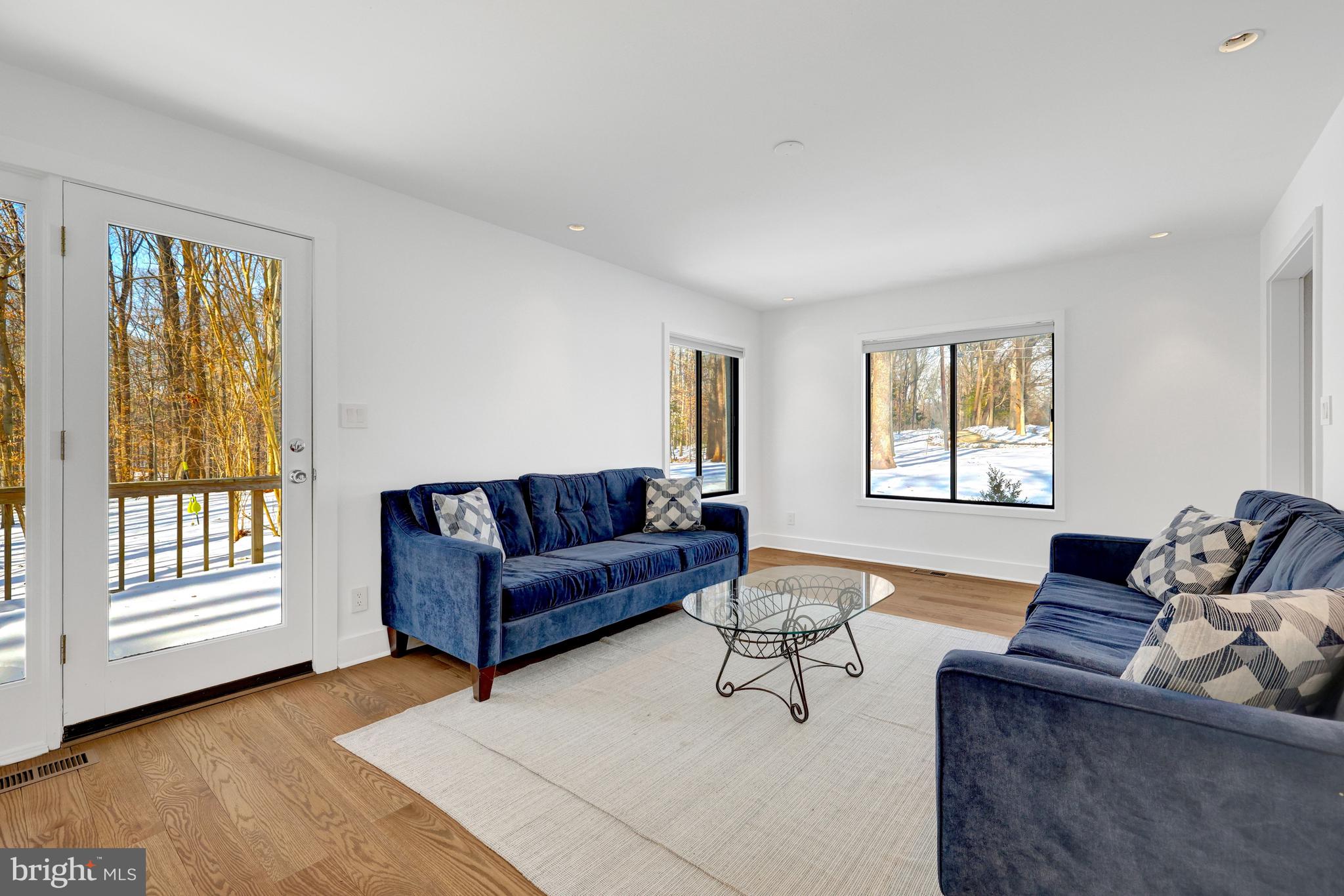 9982 BLACKBERRY LANE