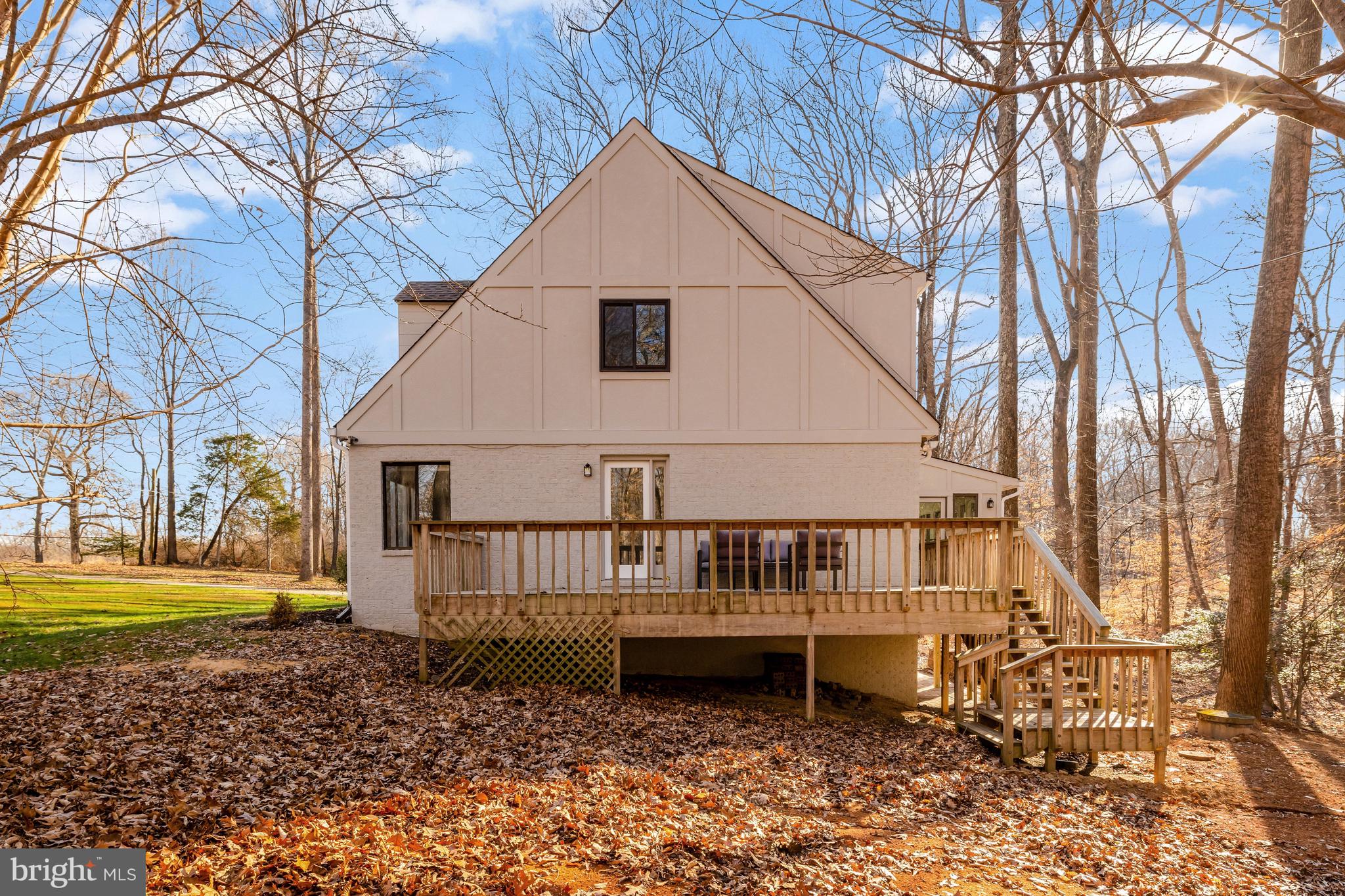 9982 BLACKBERRY LANE