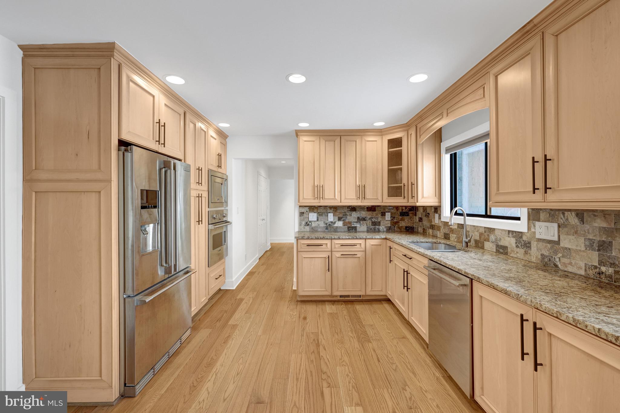 9982 BLACKBERRY LANE