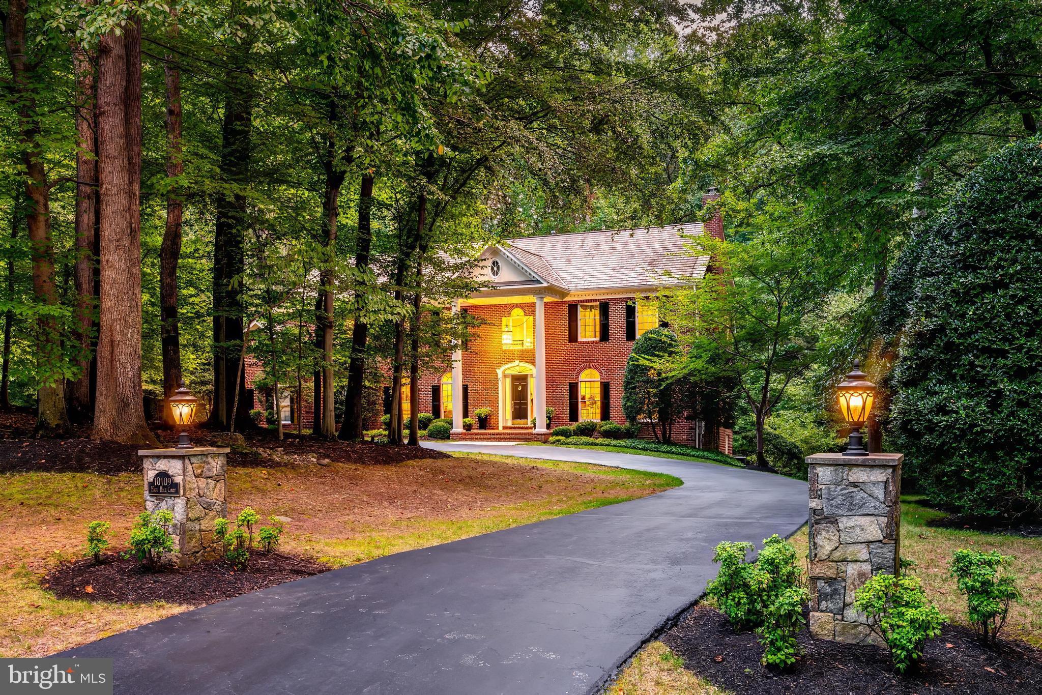 10109 HIGH HILL COURT