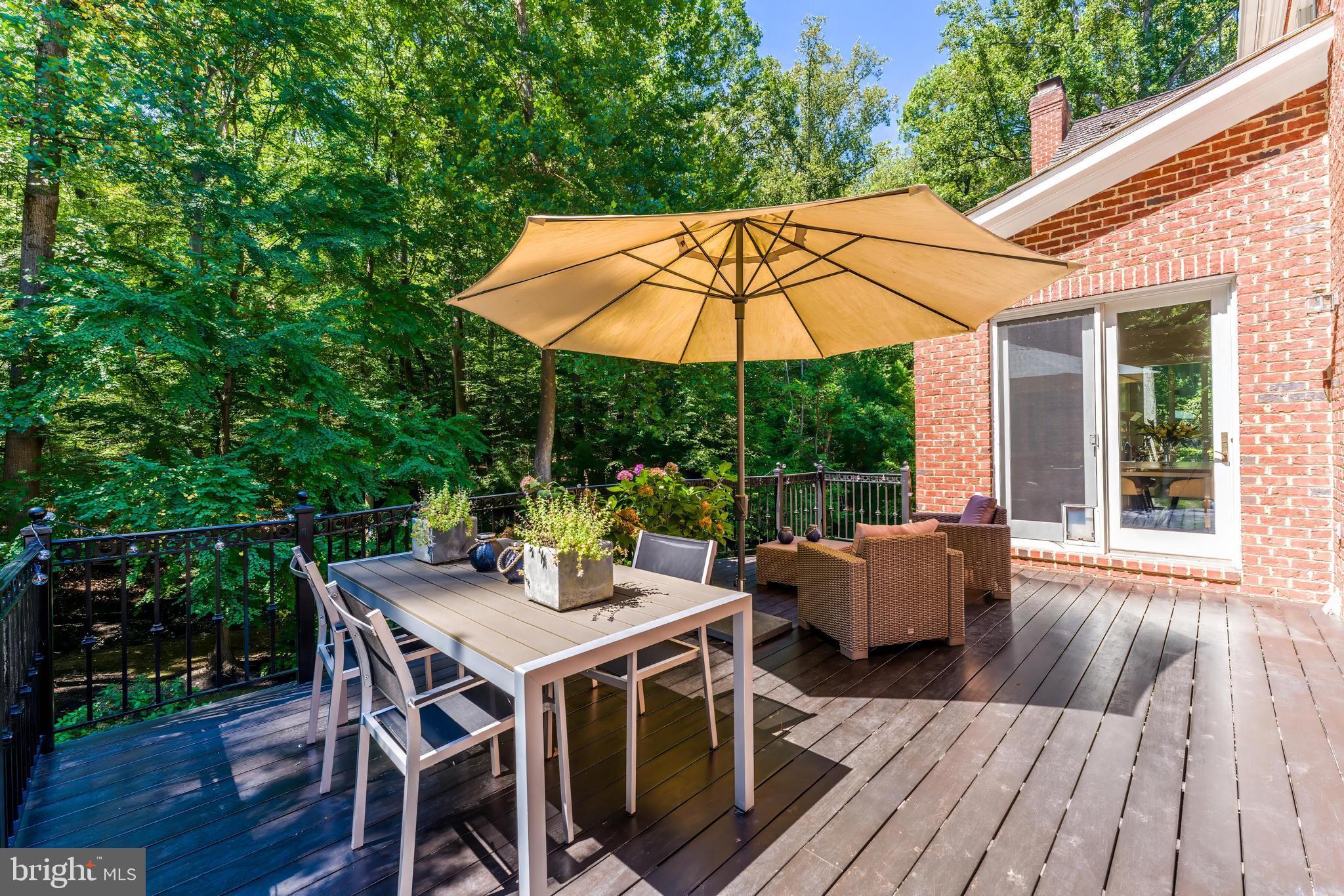 10109 HIGH HILL COURT