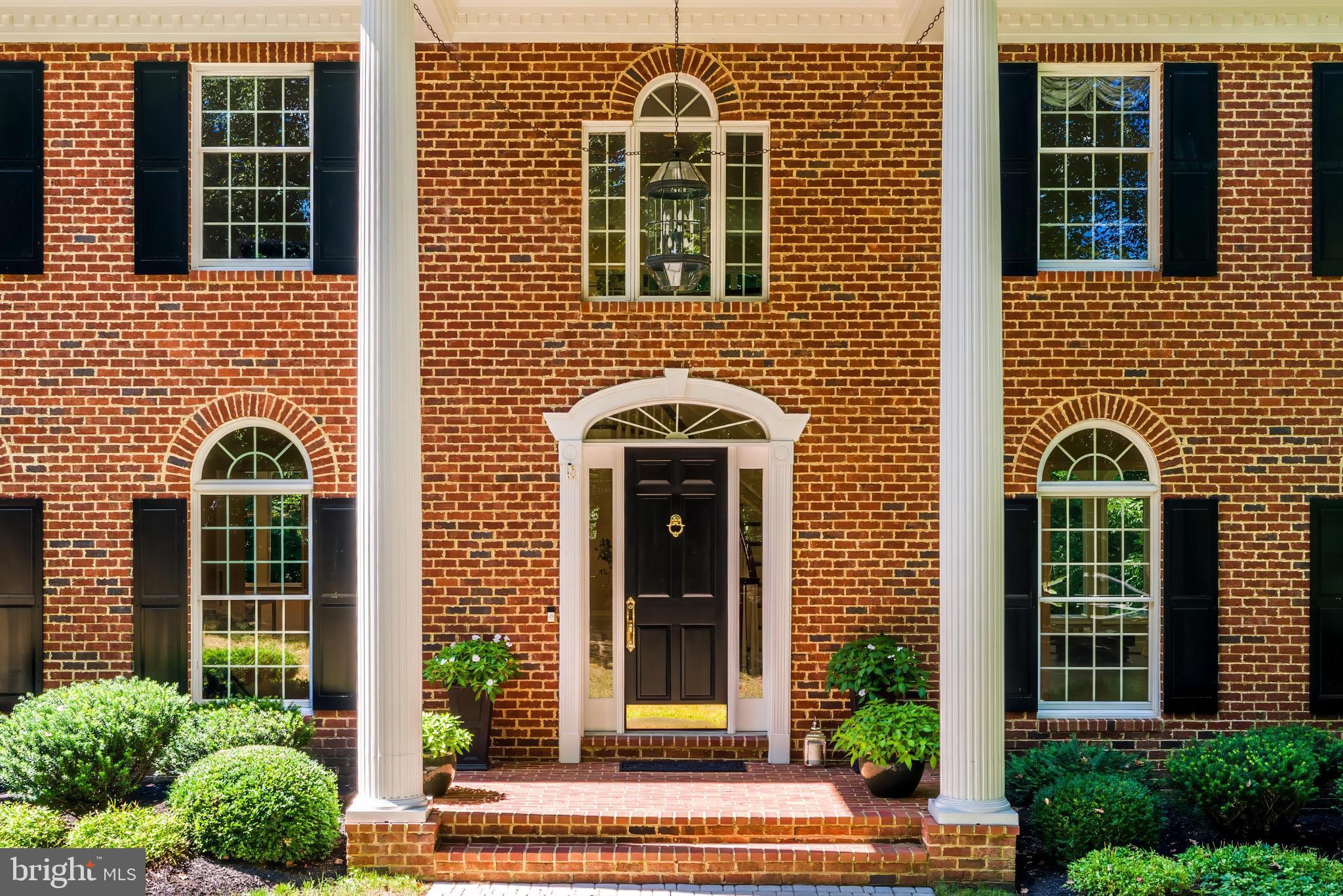 10109 HIGH HILL COURT