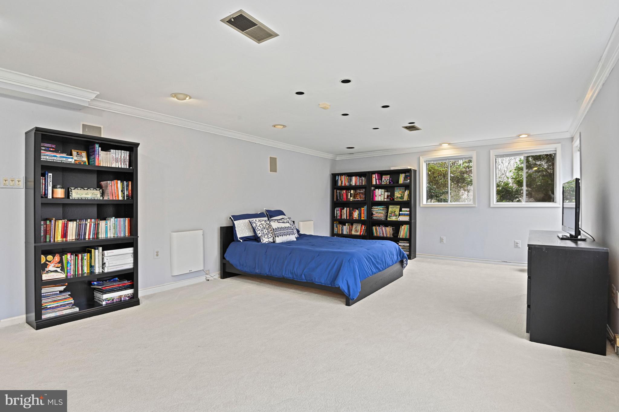 10611 ALLENWOOD LANE