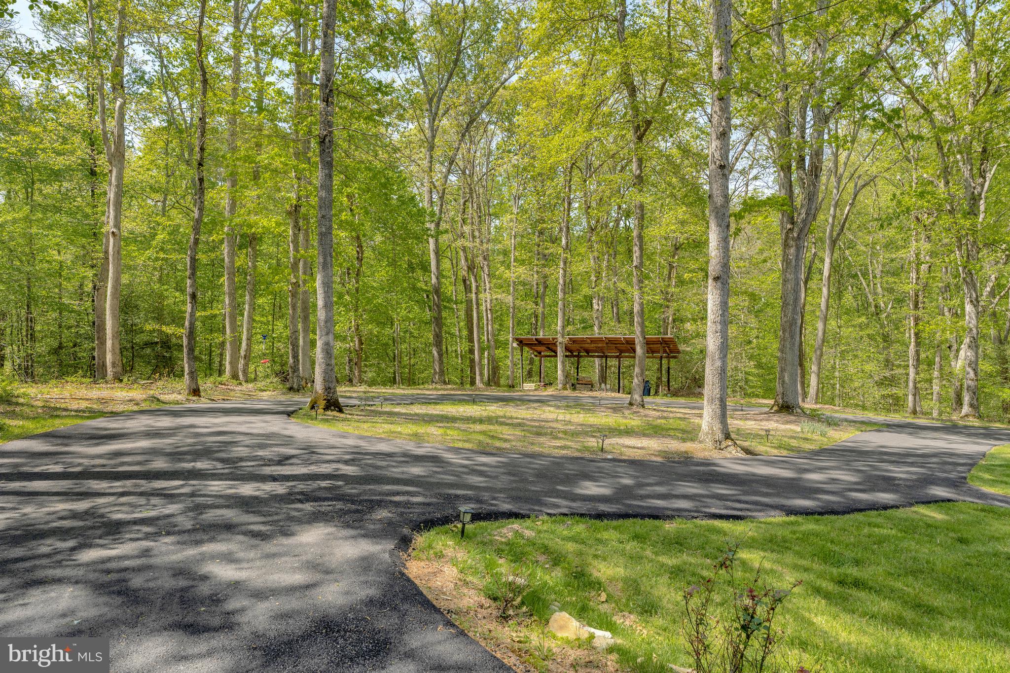 10611 ALLENWOOD LANE