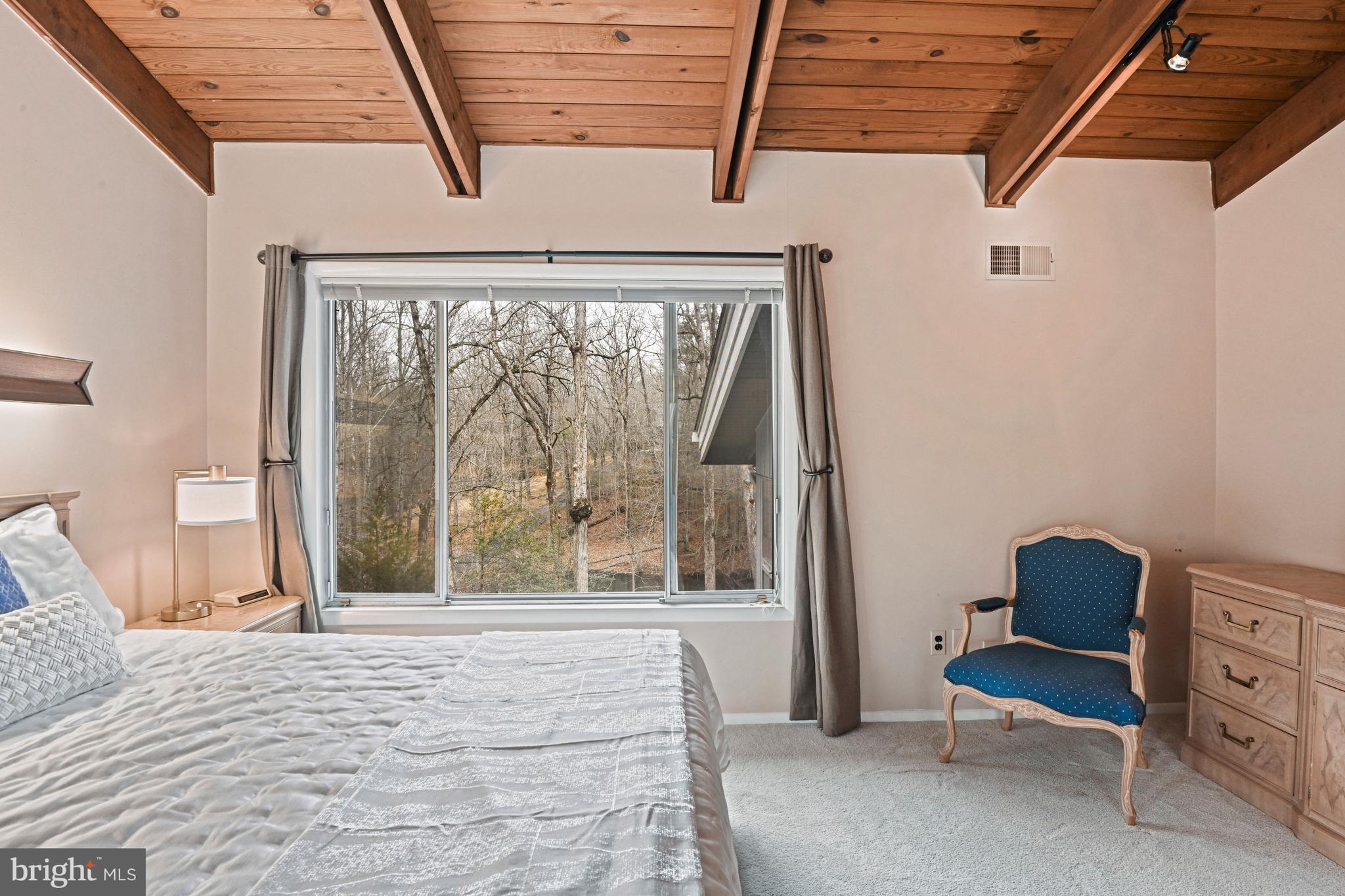 10611 ALLENWOOD LANE