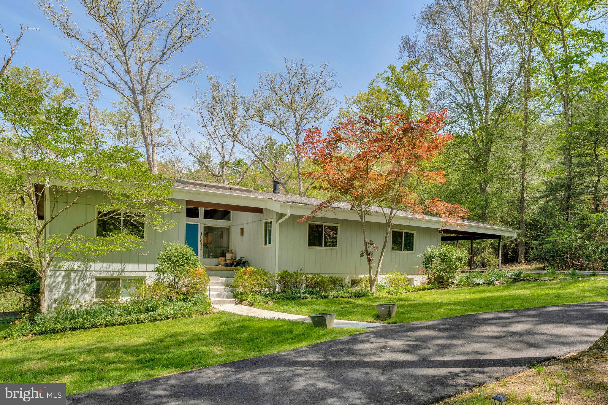 10611 ALLENWOOD LANE