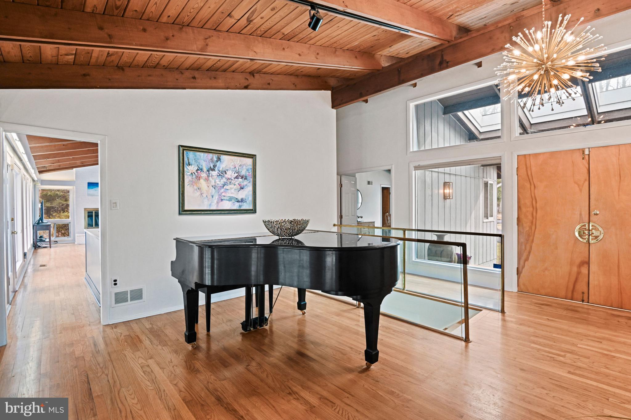 10611 ALLENWOOD LANE