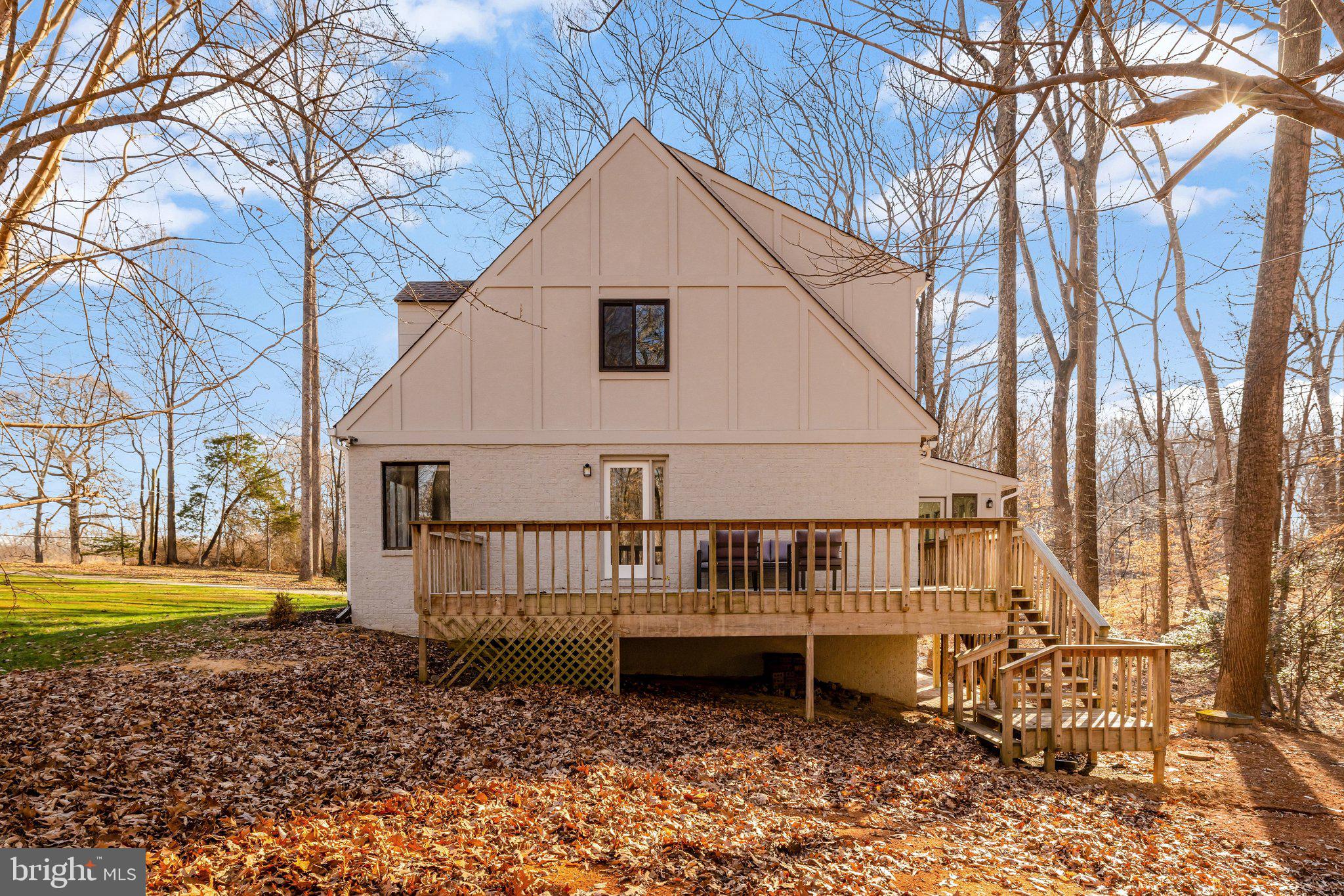 9982 BLACKBERRY LANE