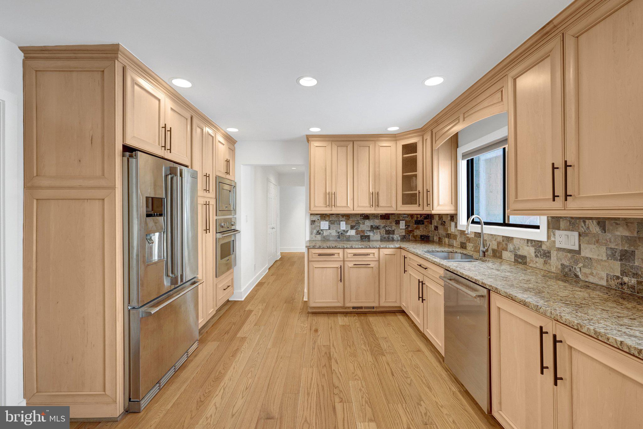 9982 BLACKBERRY LANE