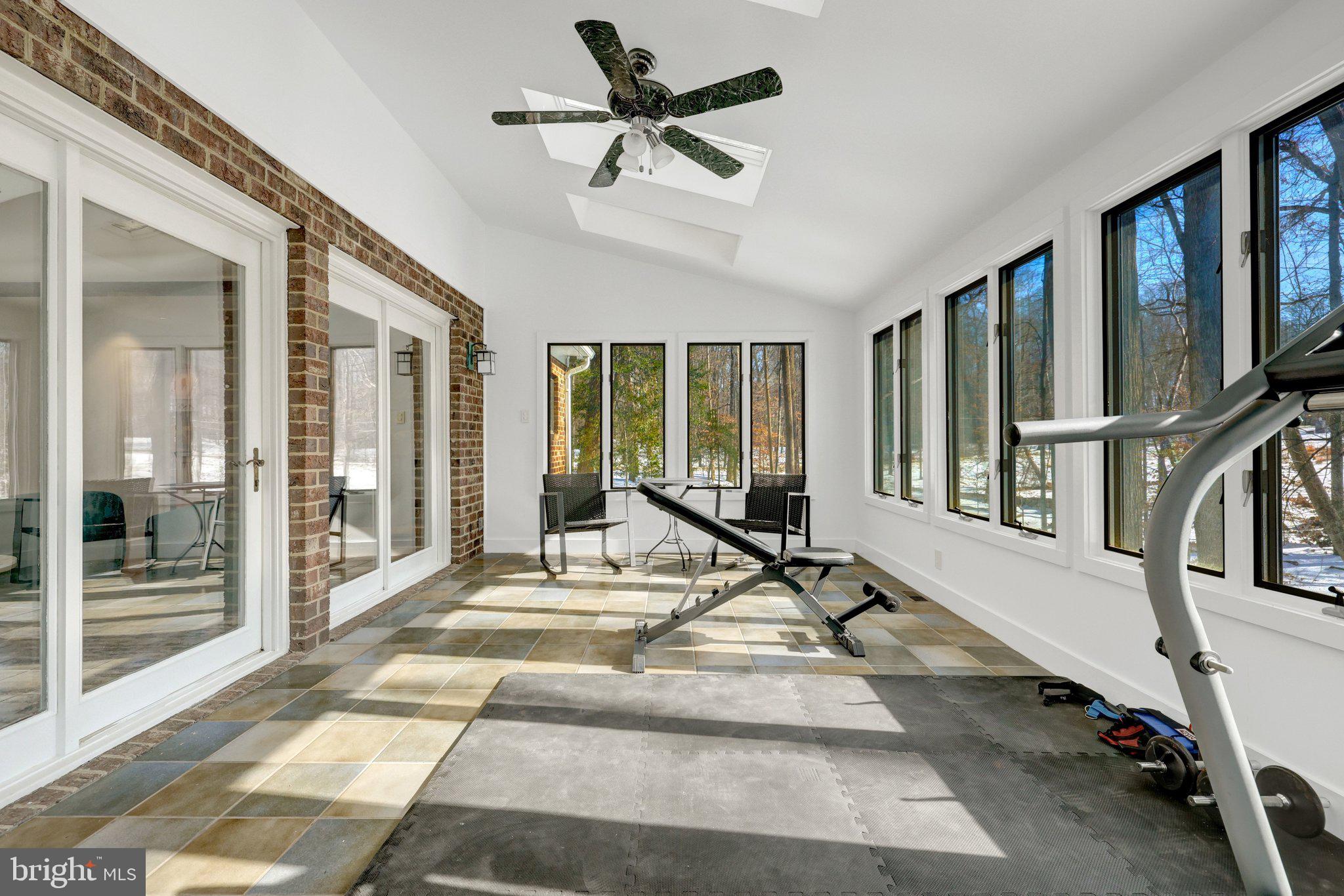 9982 BLACKBERRY LANE