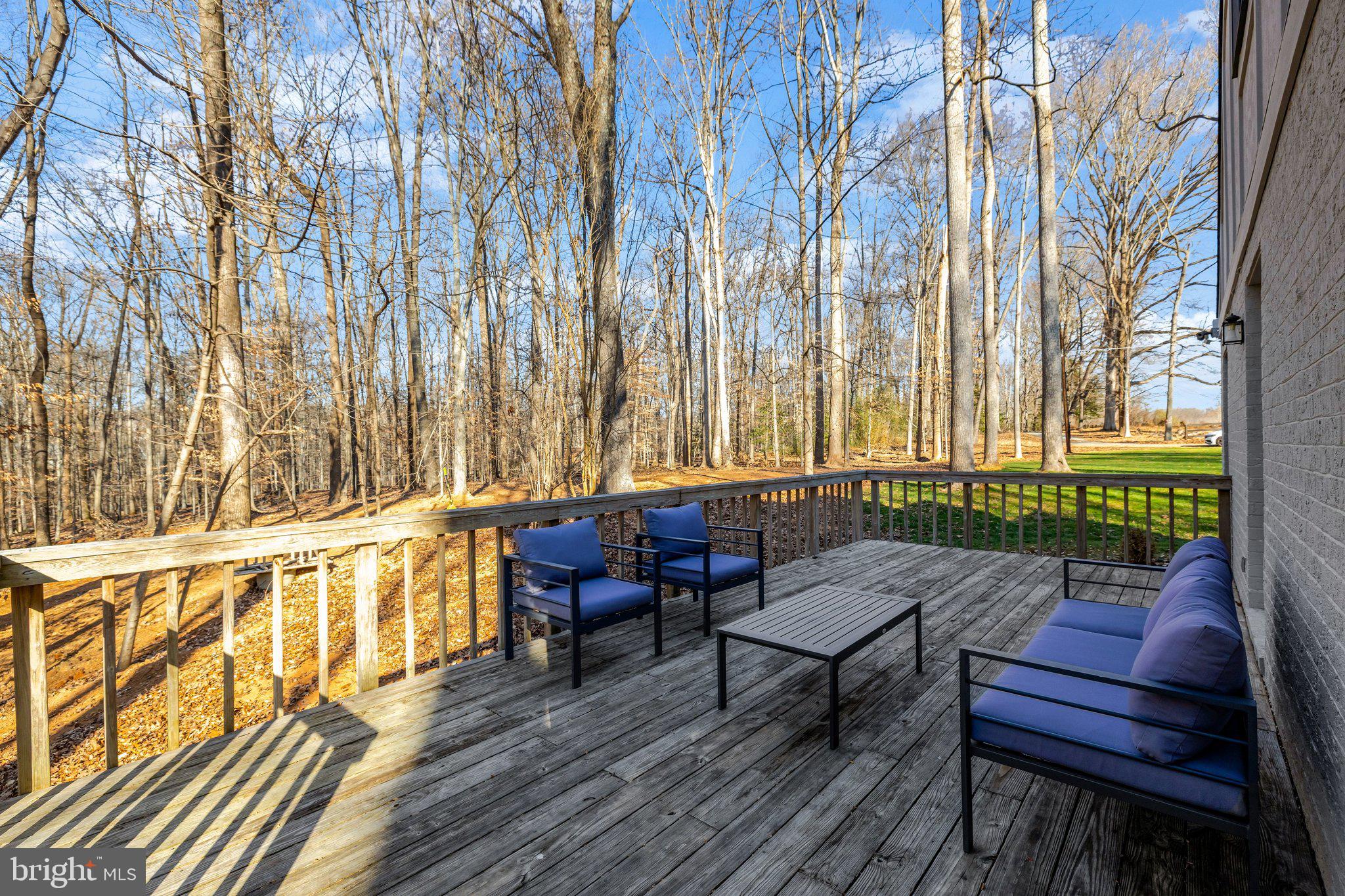 9982 BLACKBERRY LANE