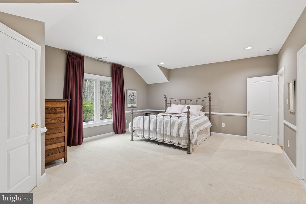 182 RIVER PARK DRIVE