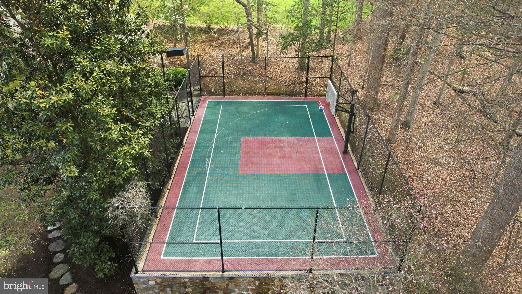 182 RIVER PARK DRIVE