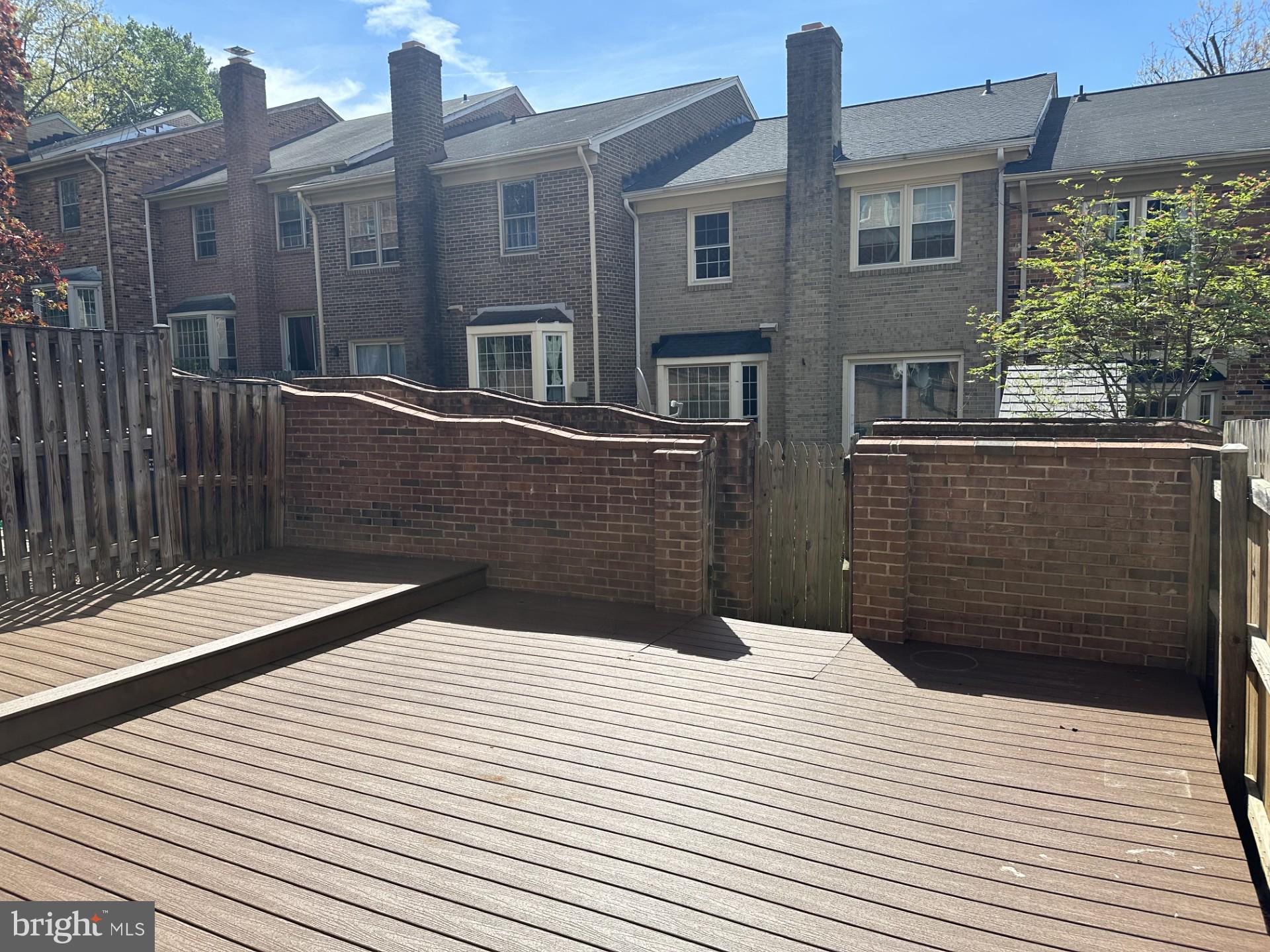 6402 SEVEN OAKS COURT