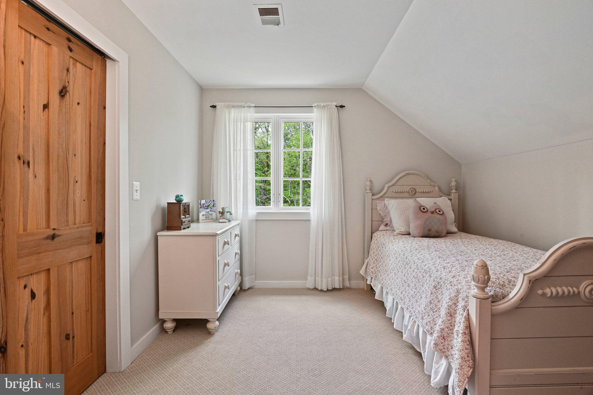 9126 POTOMAC RIDGE ROAD