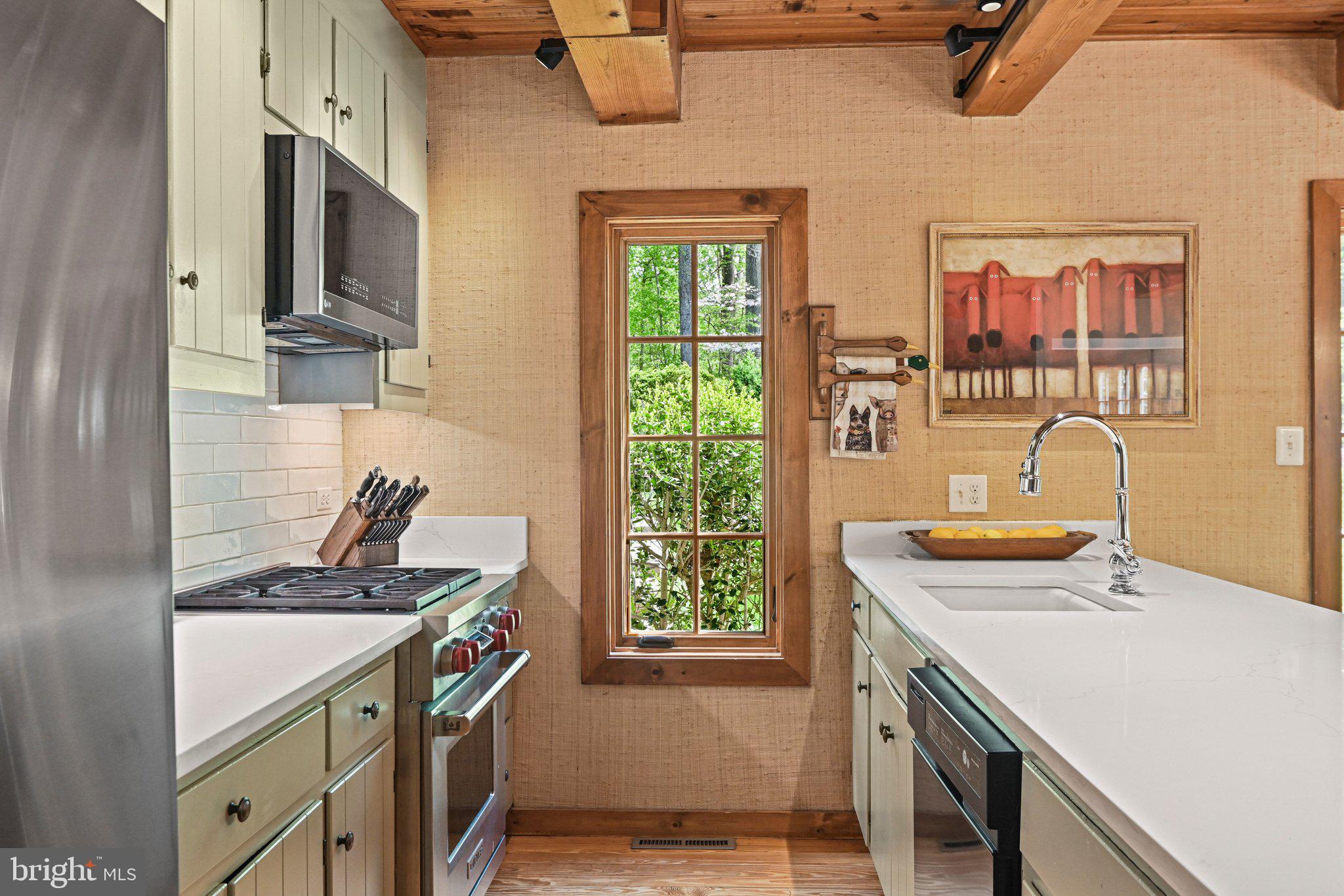 9126 POTOMAC RIDGE ROAD