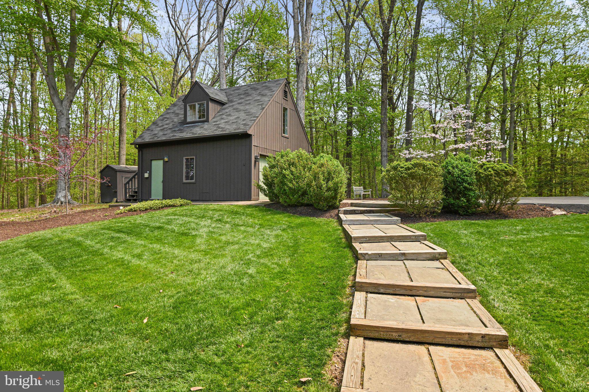 9126 POTOMAC RIDGE ROAD