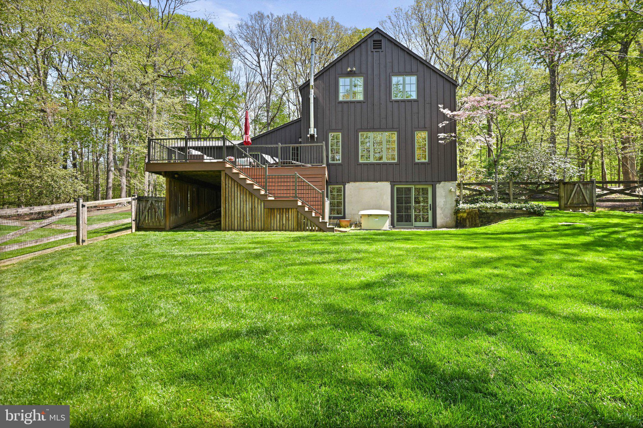 9126 POTOMAC RIDGE ROAD