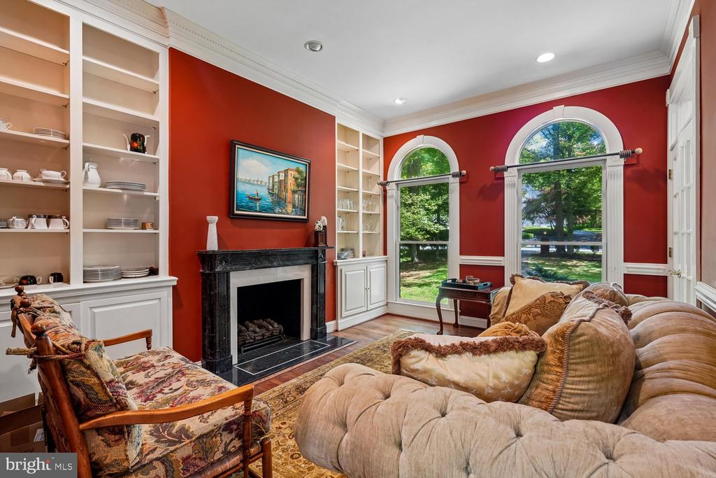 188 RIVER PARK DRIVE