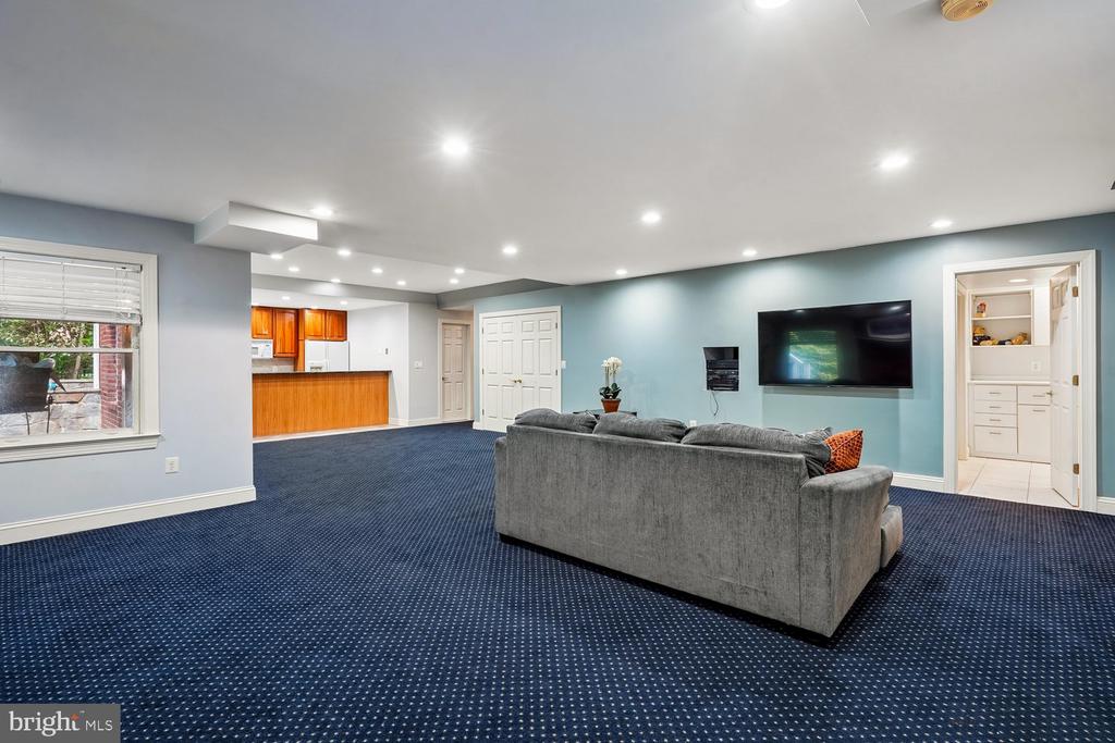 188 RIVER PARK DRIVE