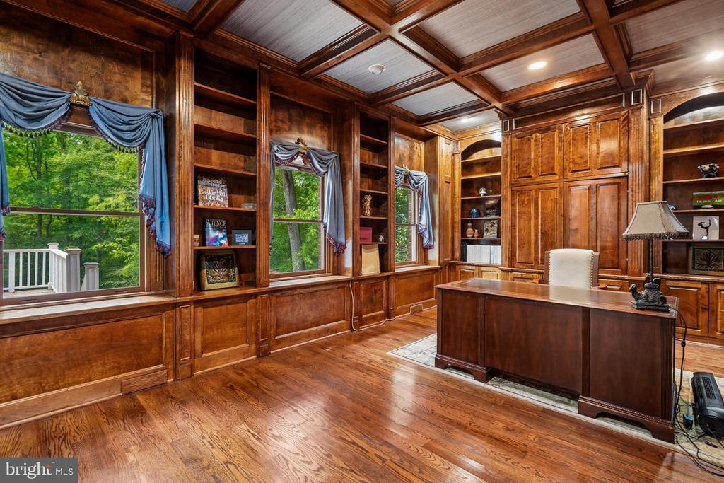 188 RIVER PARK DRIVE