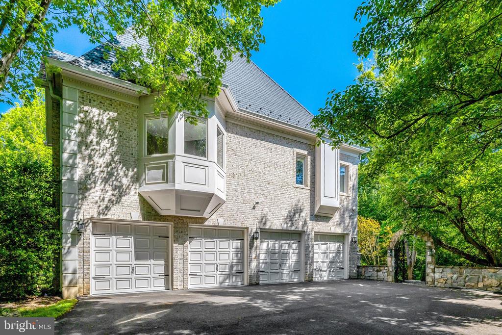 10010 HIGH HILL PLACE